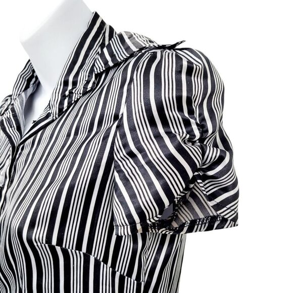 2/$20 Urban Behavior Silver & Black Buttons Down Shirt Top Size: XS - Picture 7 of 9